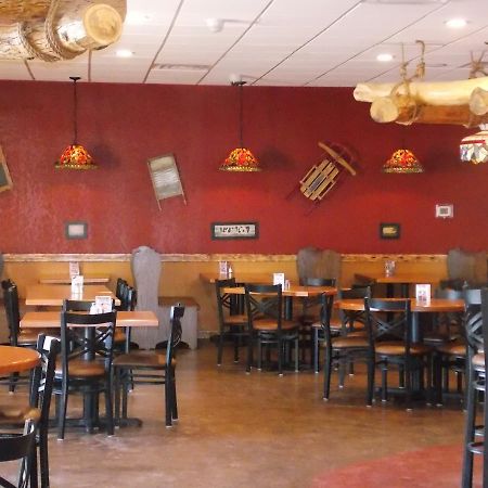 Econo Lodge Inn & Suites Brookings Ngoại thất bức ảnh