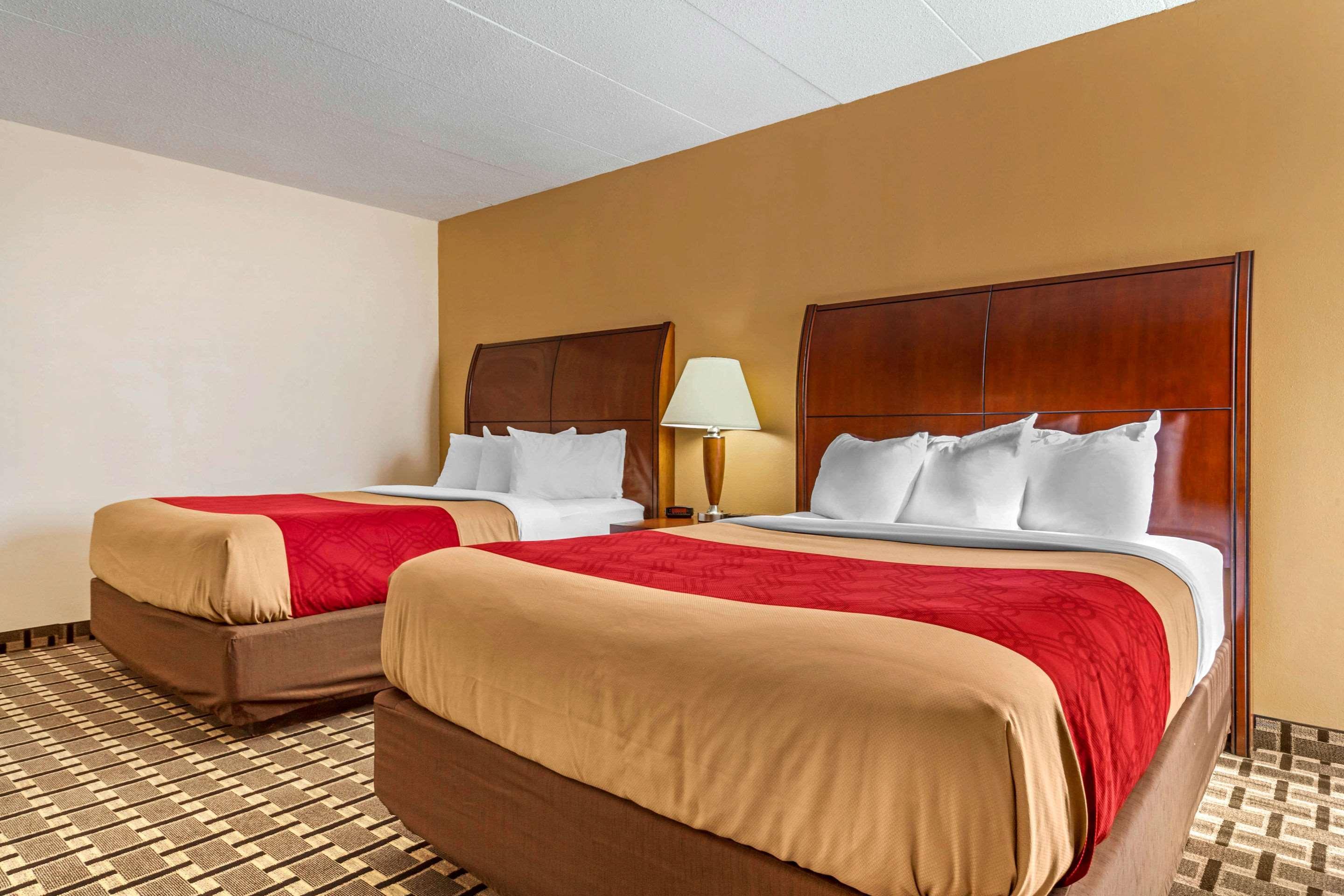 Econo Lodge Inn & Suites Brookings Ngoại thất bức ảnh