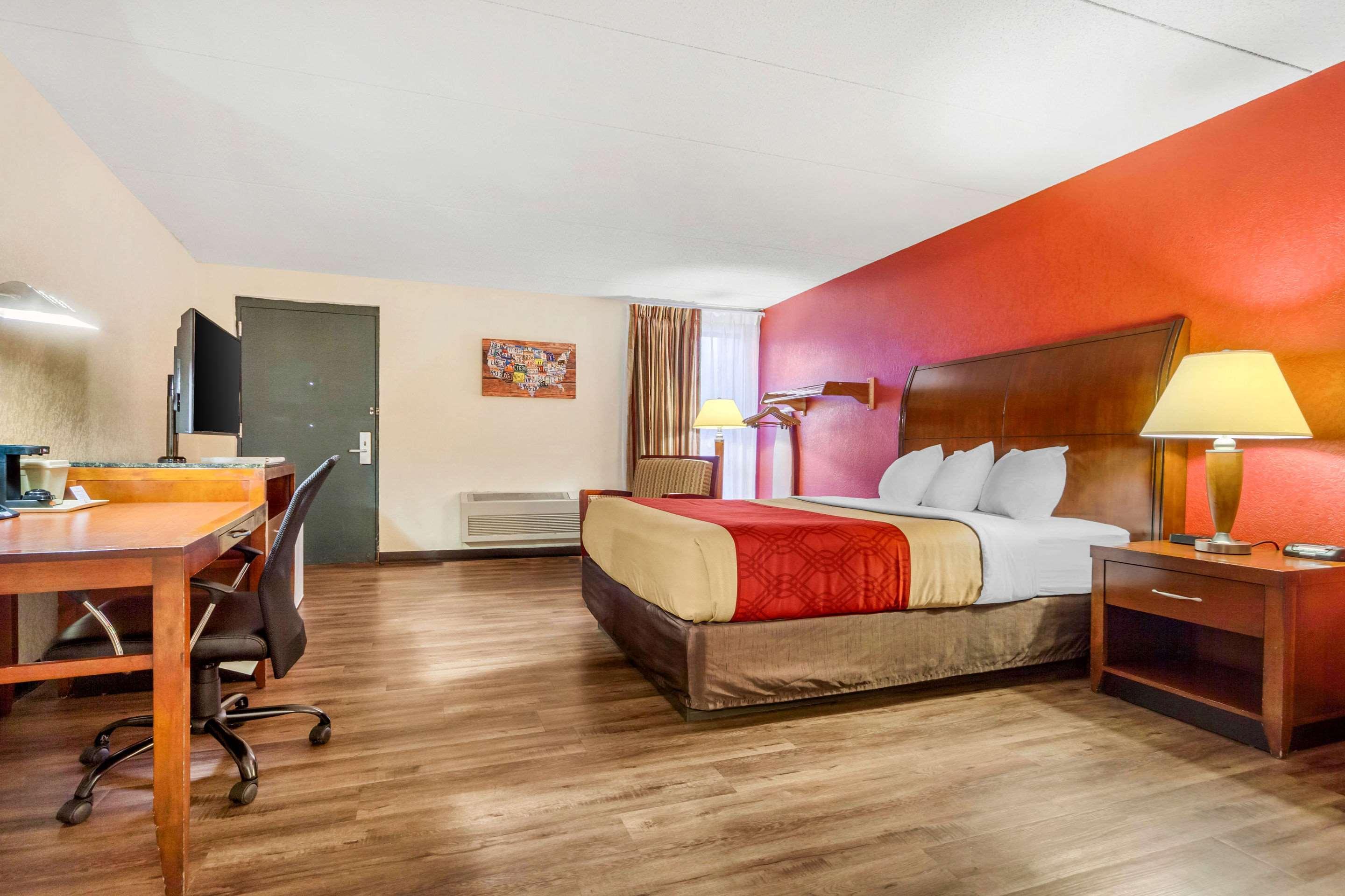 Econo Lodge Inn & Suites Brookings Ngoại thất bức ảnh