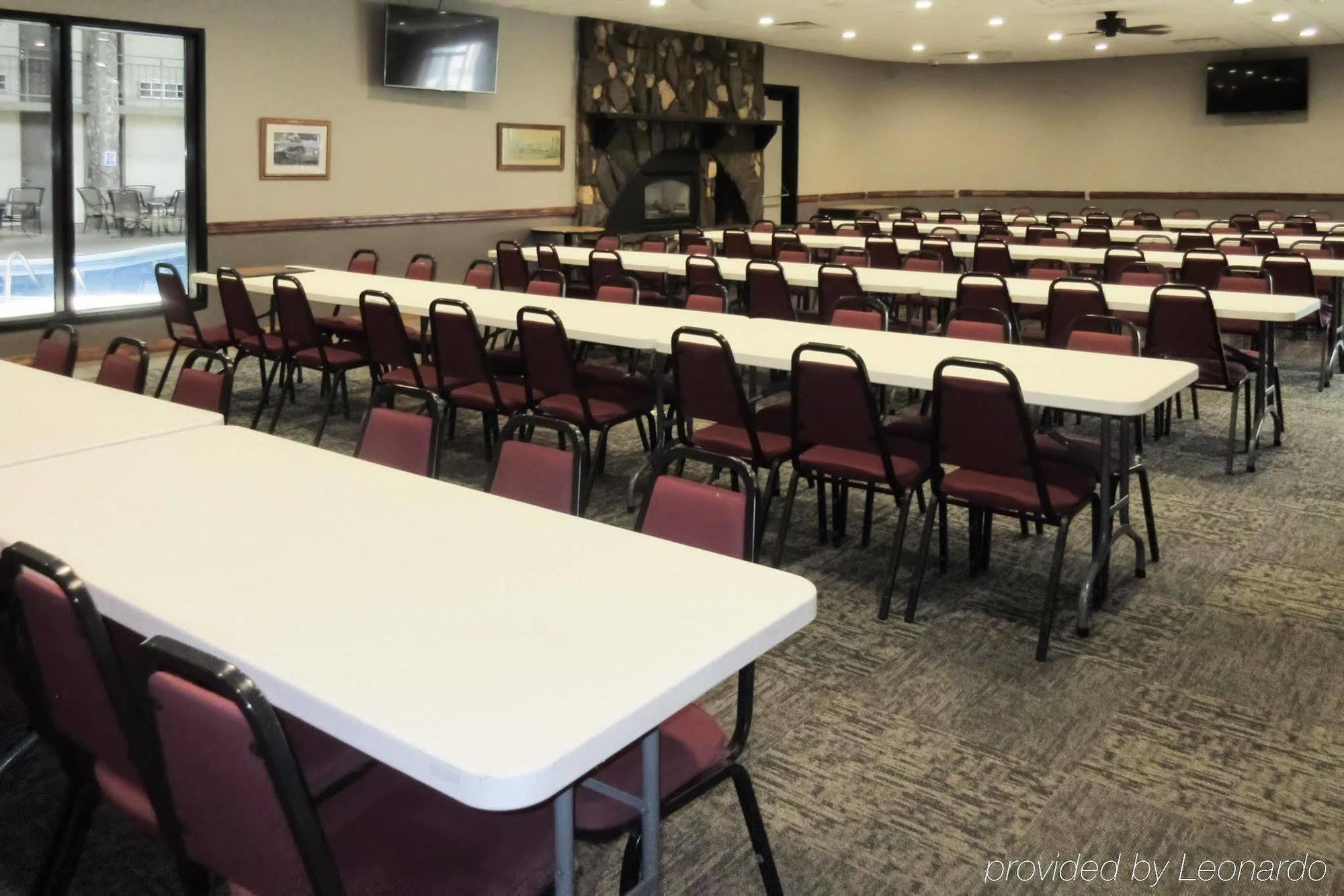 Econo Lodge Inn & Suites Brookings Ngoại thất bức ảnh