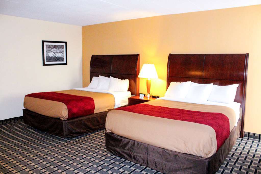 Econo Lodge Inn & Suites Brookings Phòng bức ảnh