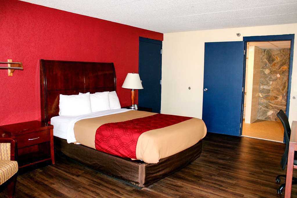 Econo Lodge Inn & Suites Brookings Phòng bức ảnh